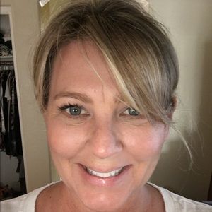 Meet your Posher, Rene’